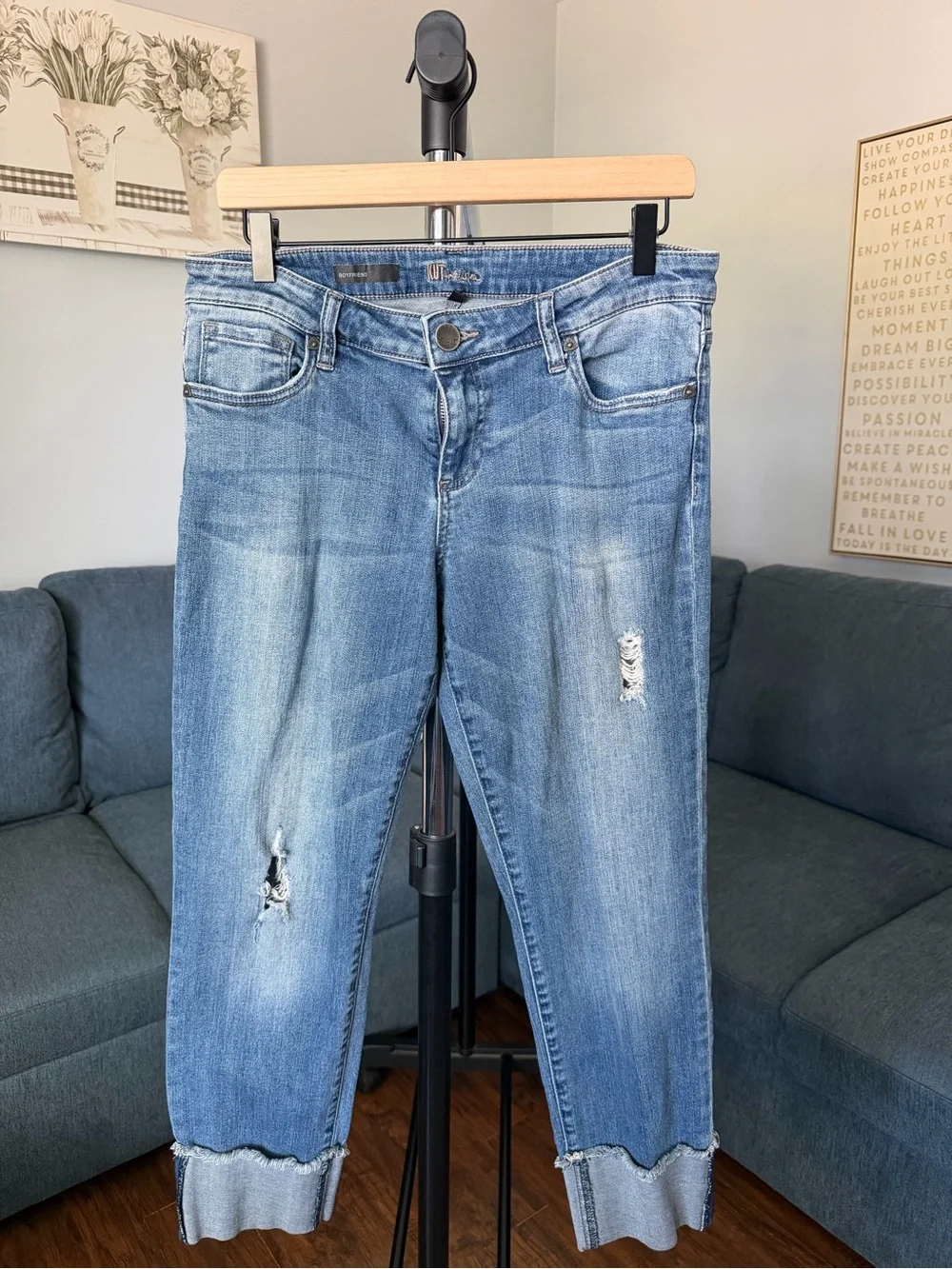 Kut from the Kloth casual cropped